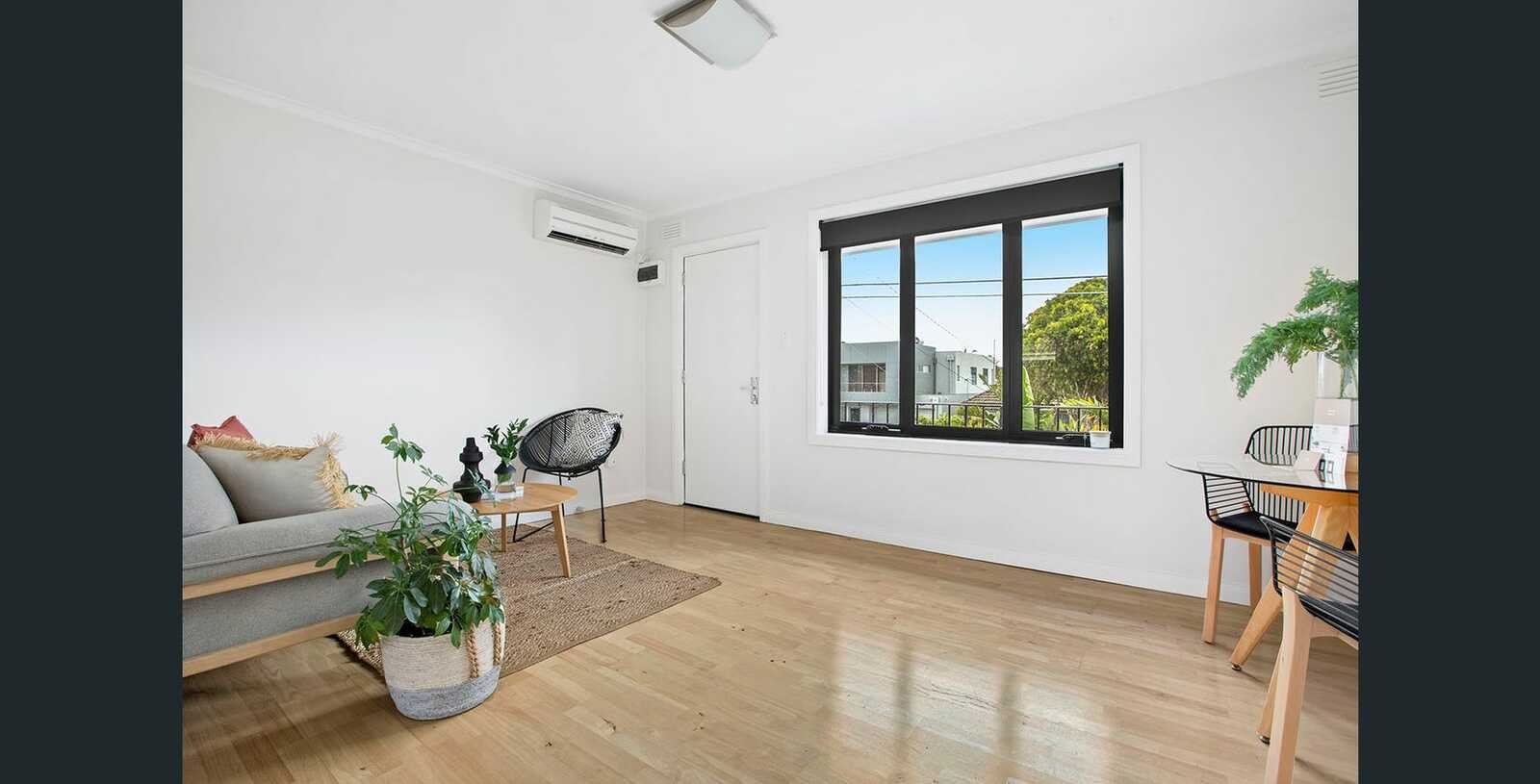 Gallery: 10/52 Plummer Road