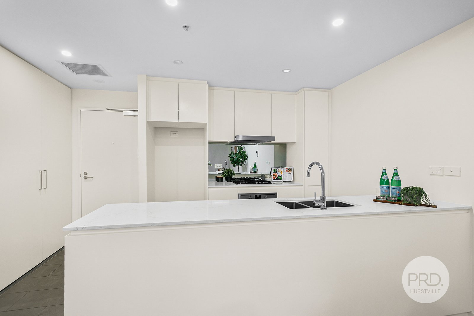 105/25 Treacy Street HURSTVILLE 4