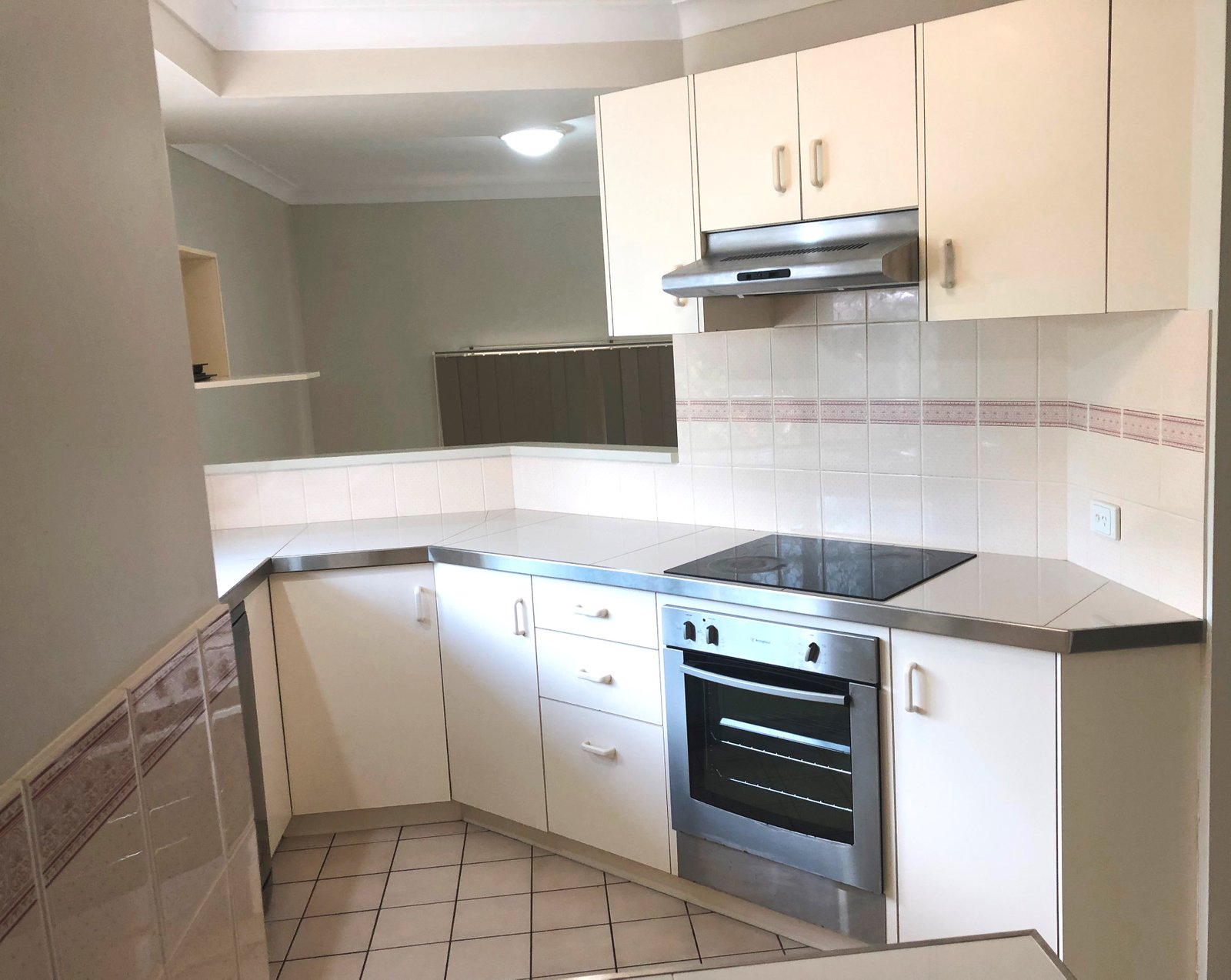 105/30 Wyndham Street HERSTON 2