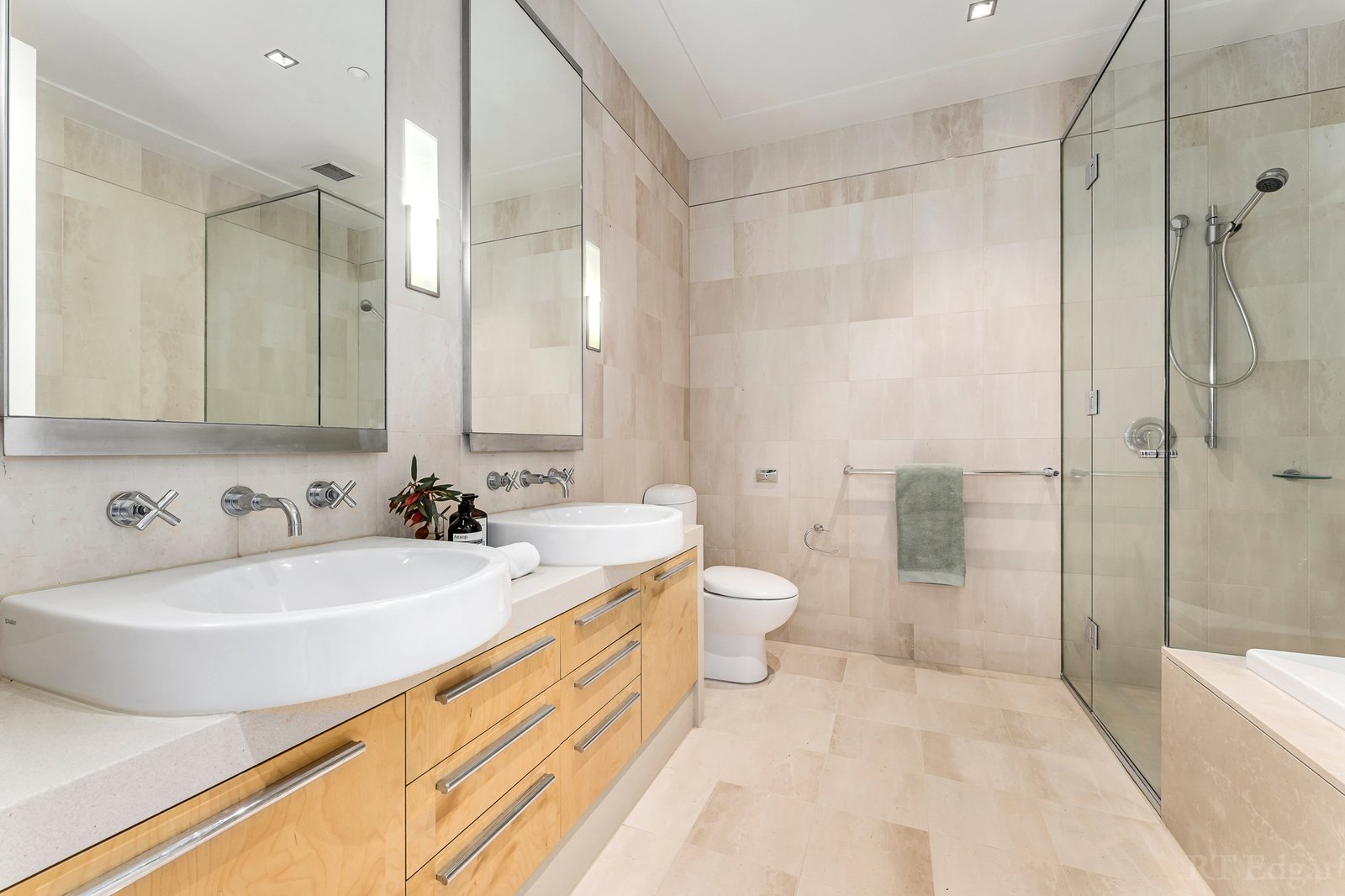 Real Estate and Property in 105/392A Toorak Road, Toorak, VIC