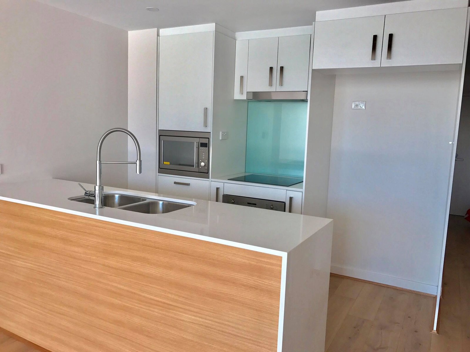 105/4-8 Bullecourt Street SHOAL BAY 3