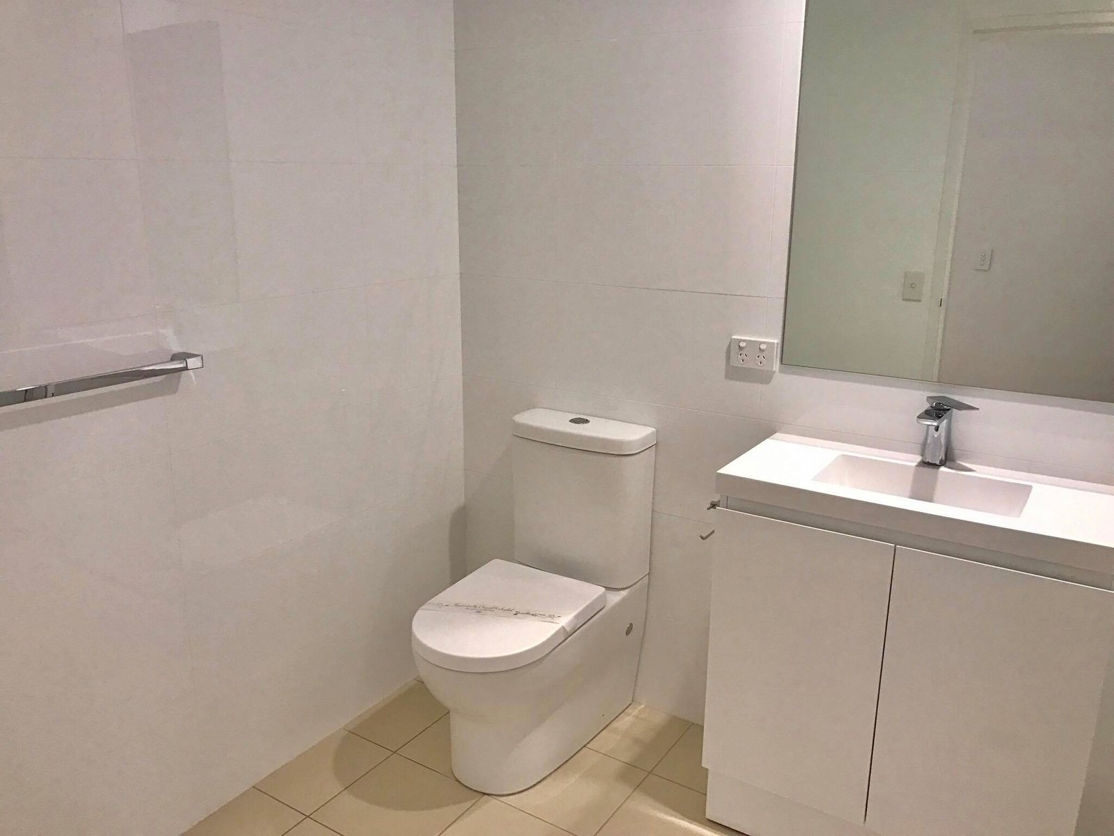 105/4-8 Bullecourt Street SHOAL BAY 12