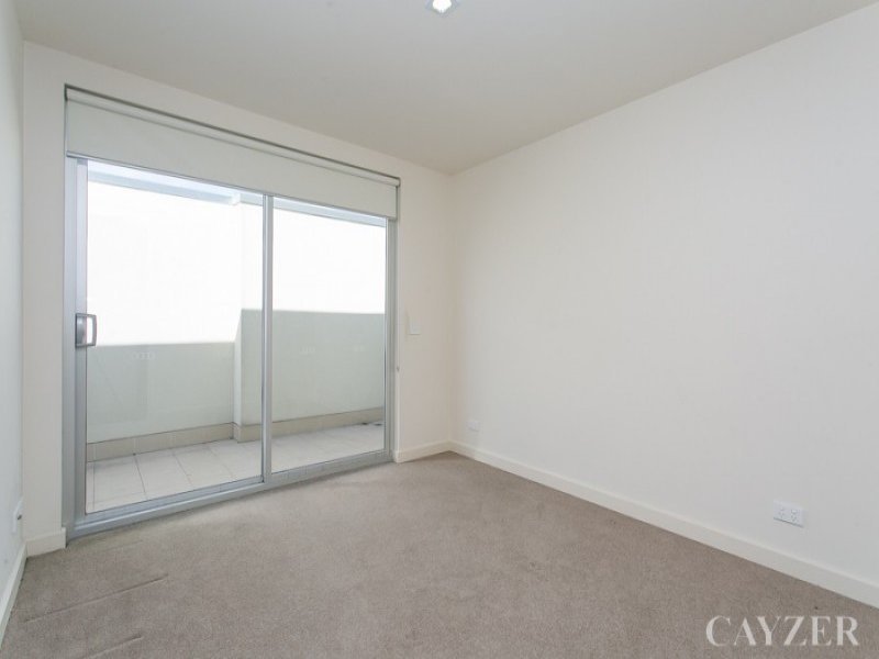 Gallery: 105/409 Bay Street