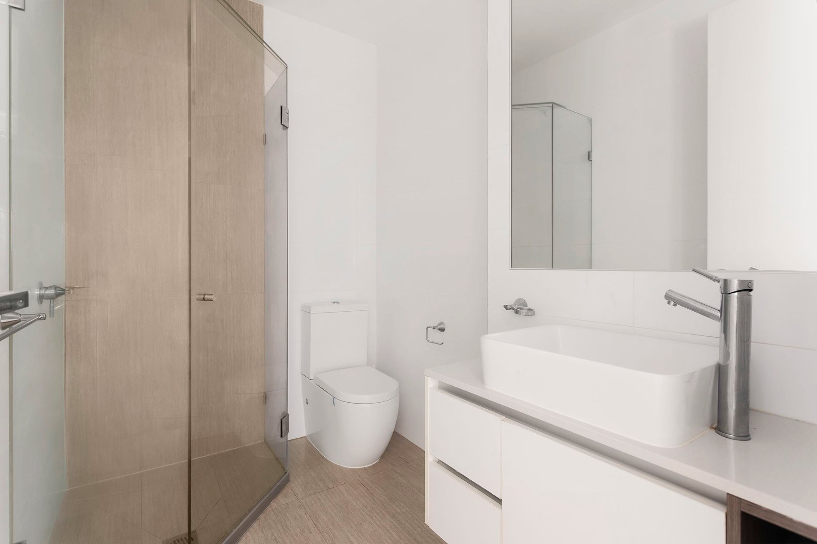 Real Estate and Property in 105/409 Hawthorn Road, Caulfield South, VIC