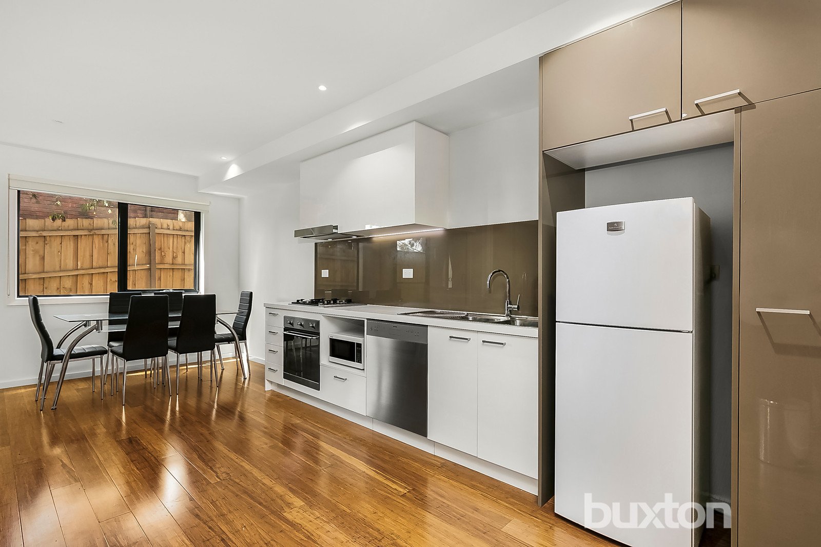 Gallery: 105/438 Huntingdale Road