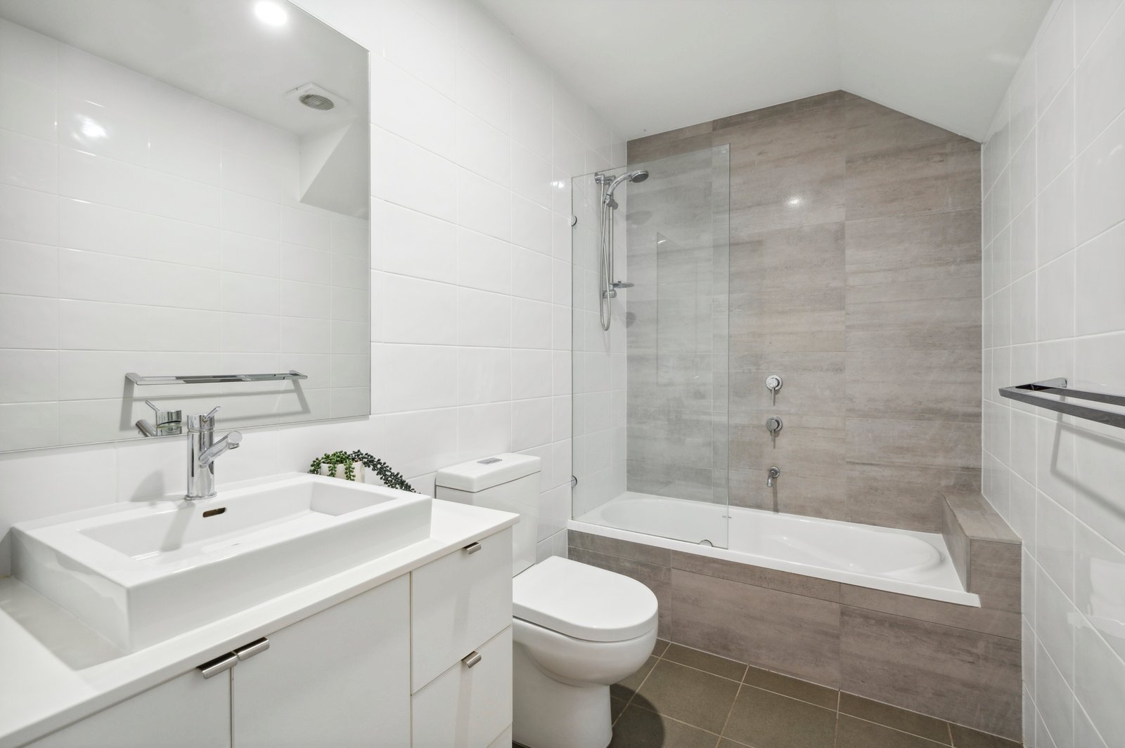 10/55 Mildura Street COFFS HARBOUR 23