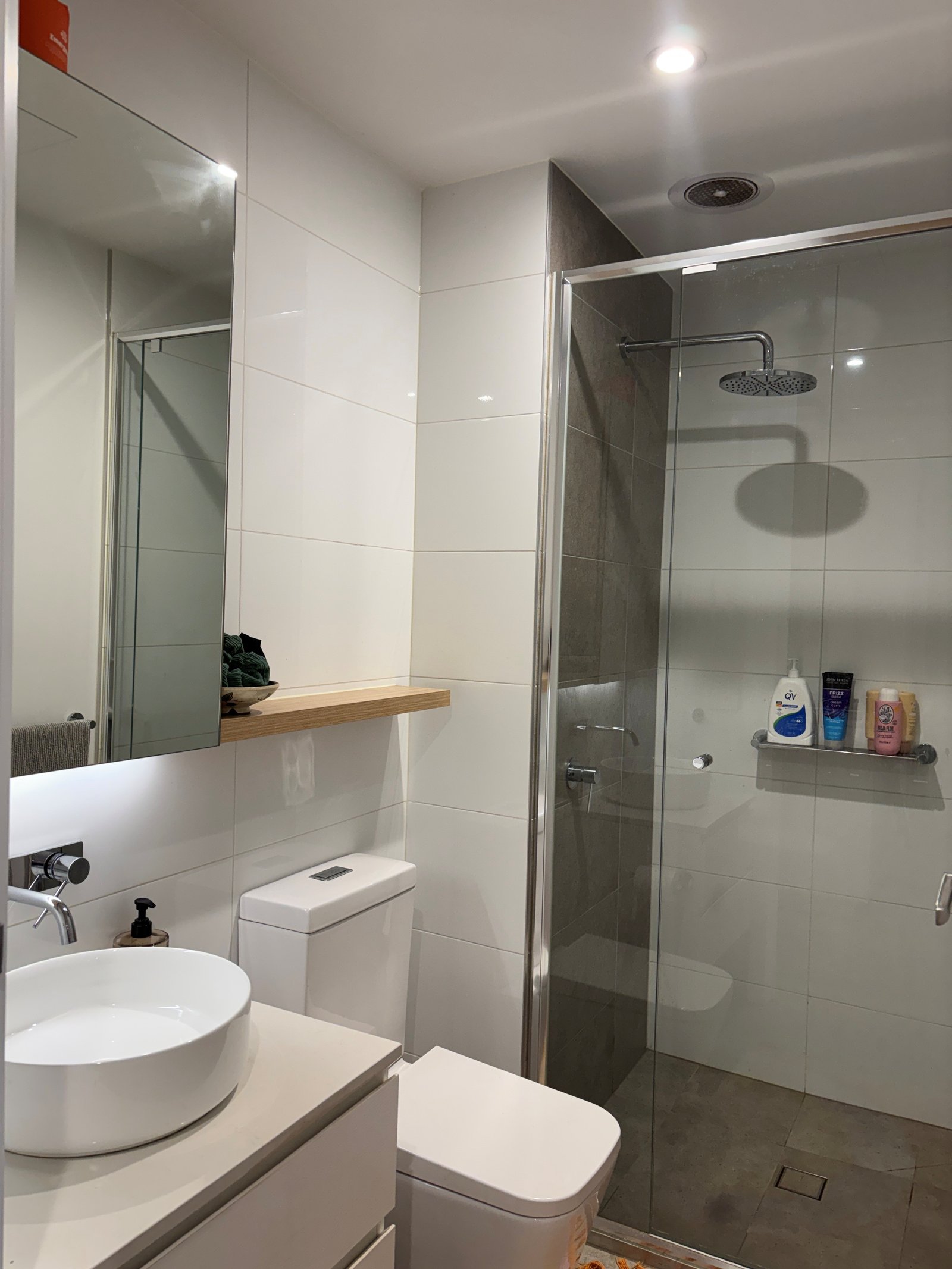 Gallery: 105/50 Bowlers Avenue