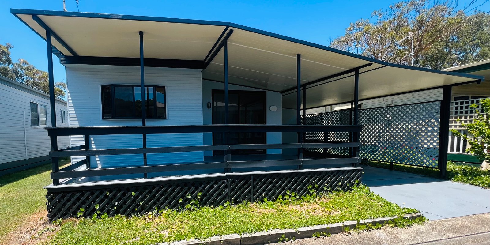 10/554 Gan Gan Road ONE MILE 1