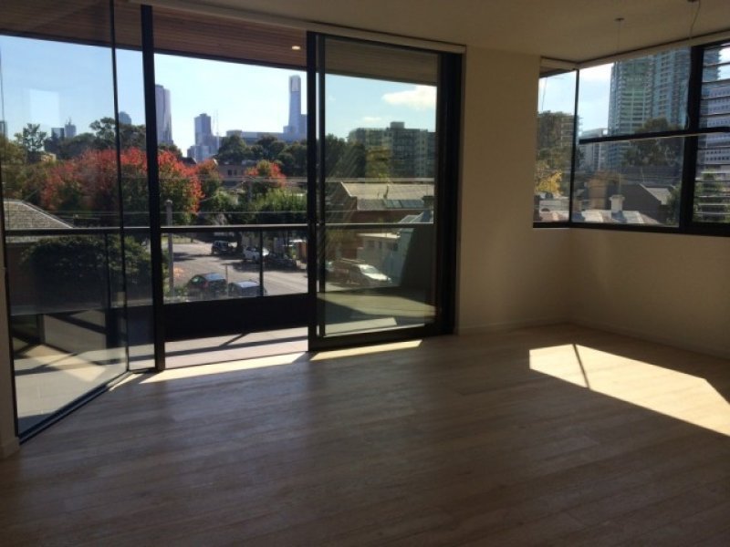 Gallery: 105/58 Stead Street