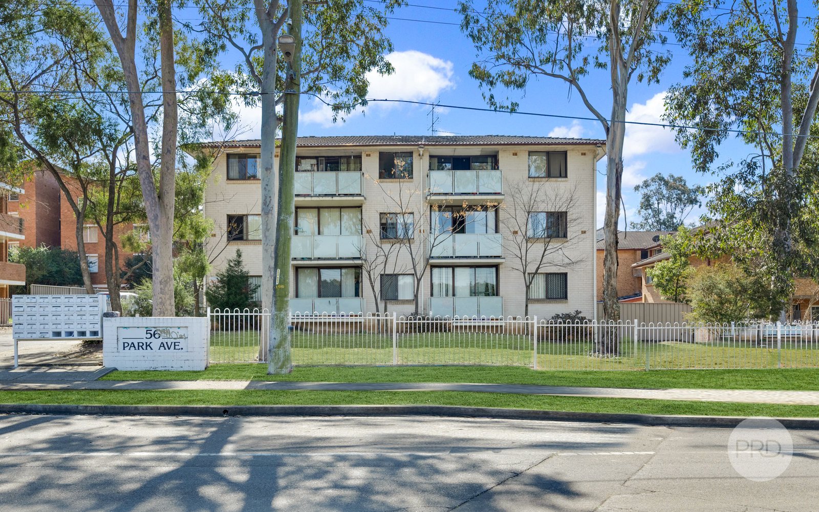 10/56 Park Avenue KINGSWOOD 1