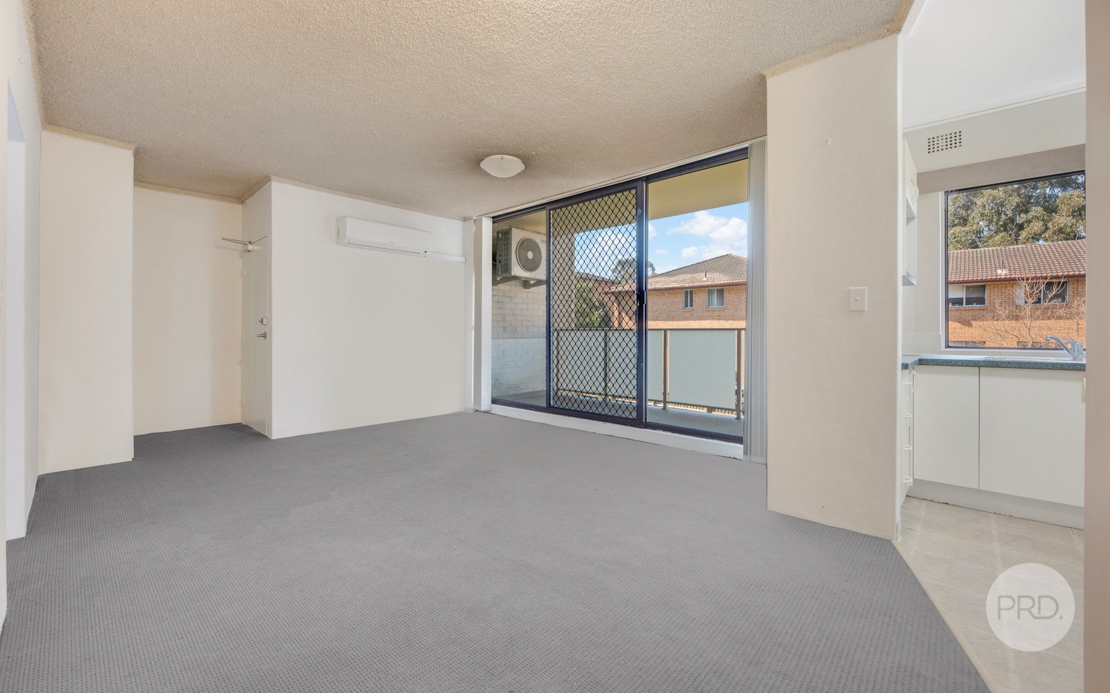 10/56 Park Avenue KINGSWOOD 4