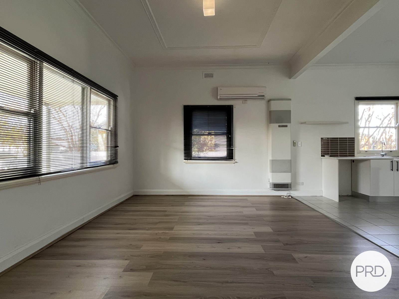 1057 Barooga Street NORTH ALBURY 4