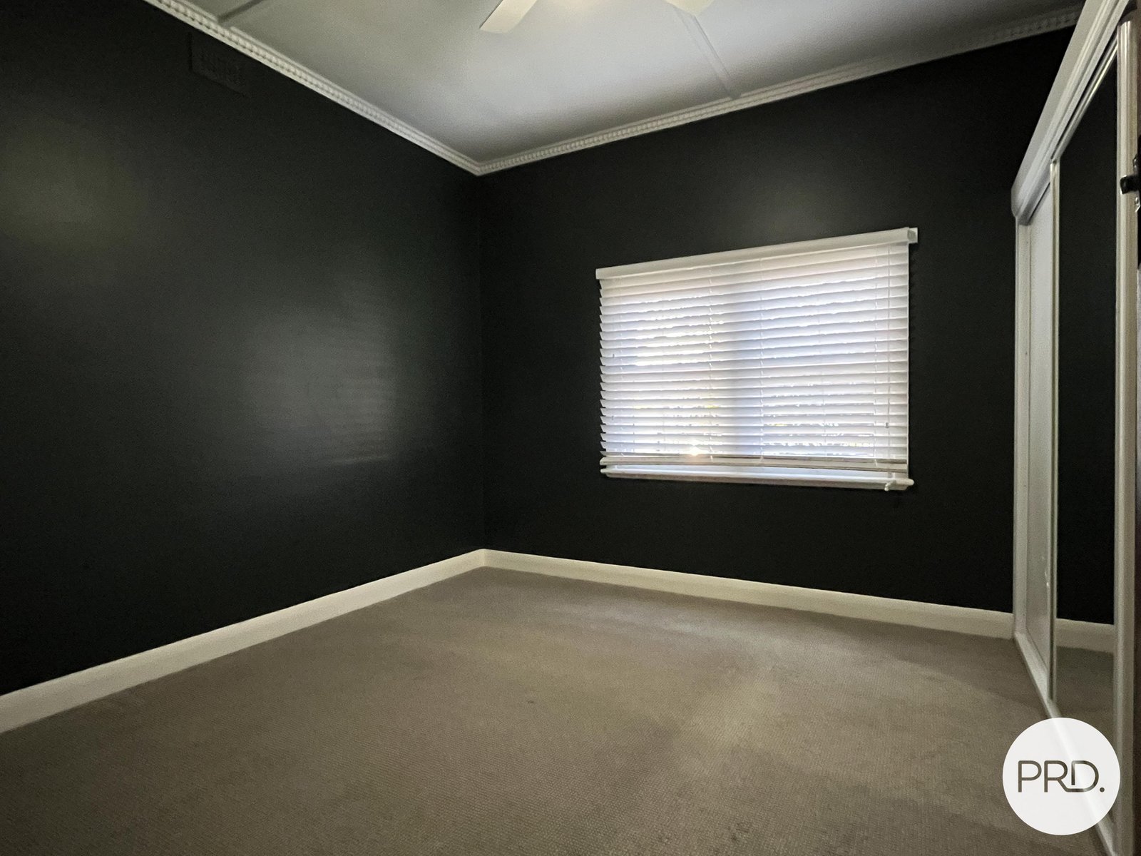 1057 Barooga Street NORTH ALBURY 9