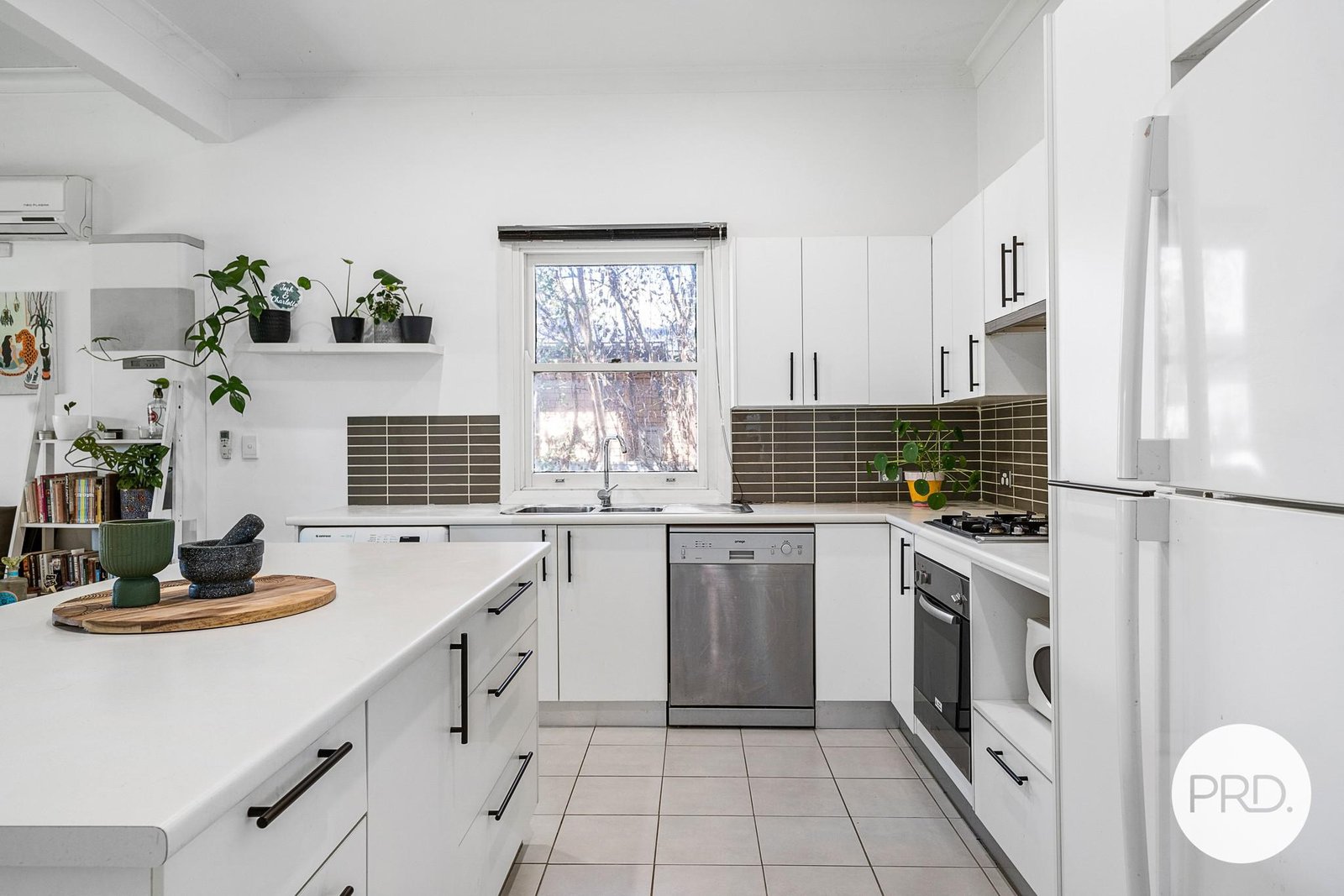 1057 Barooga Street NORTH ALBURY 3