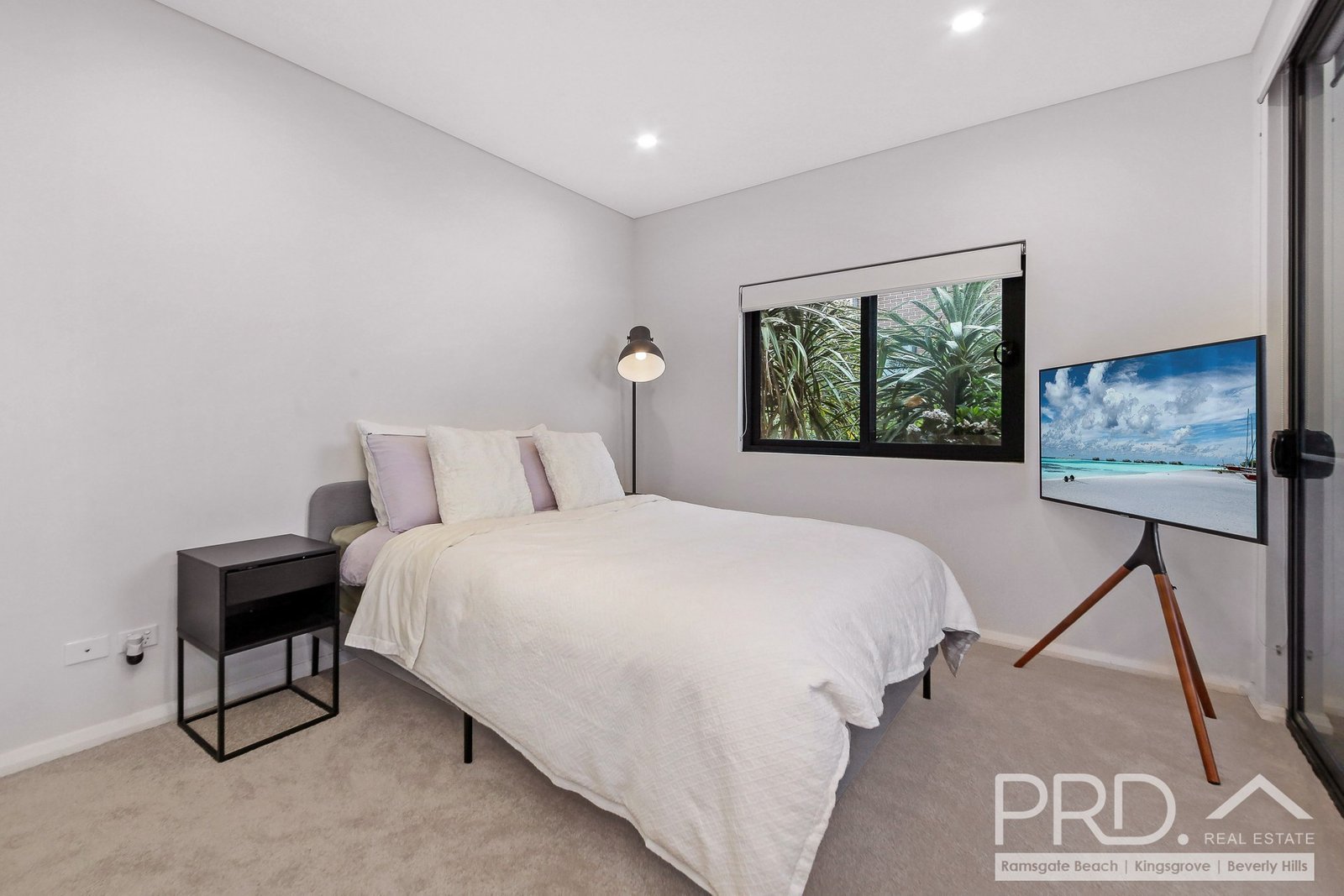 105/7 Pittwater Road GLADESVILLE 8