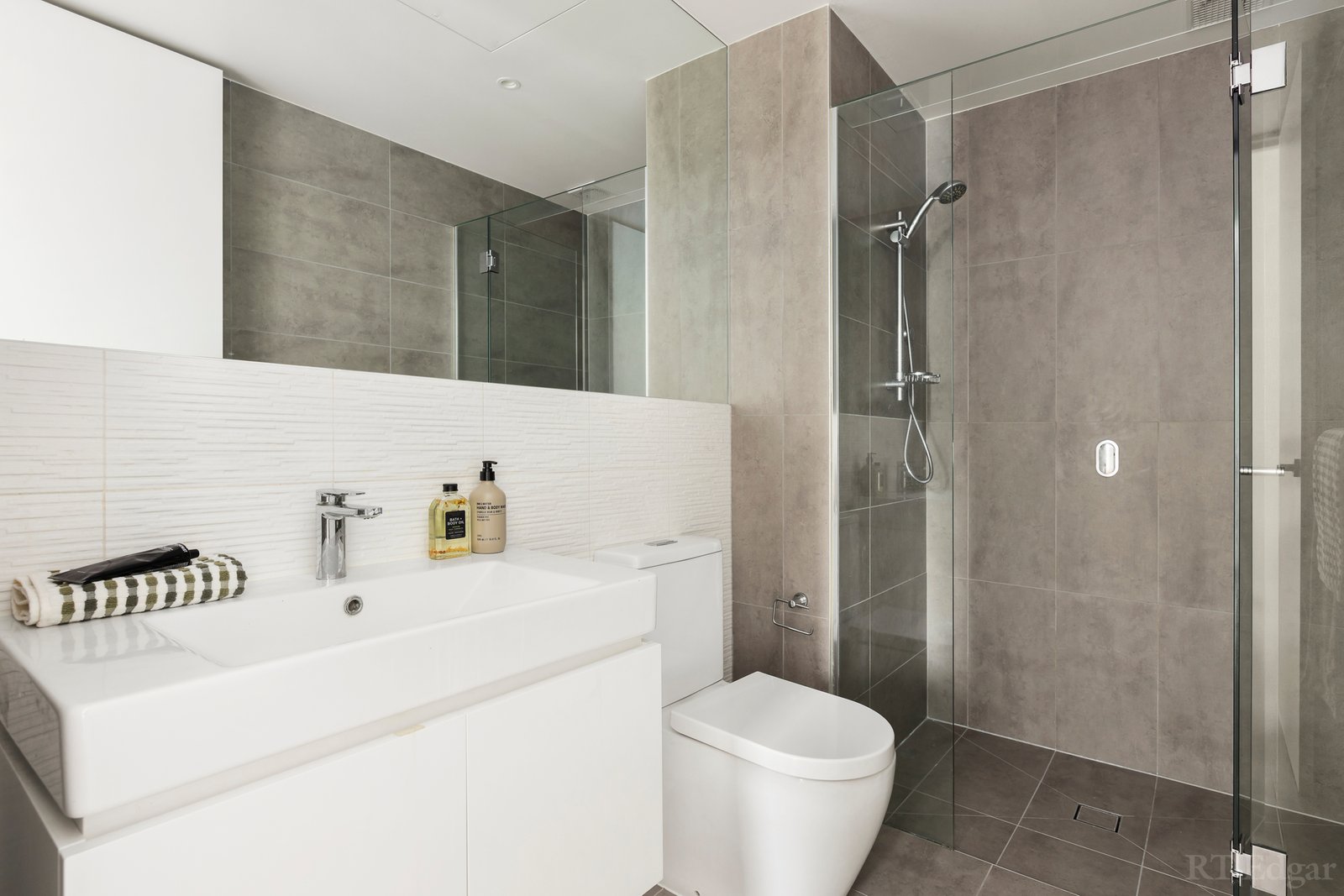 Real Estate and Property in 105/721 Toorak Road, Kooyong, VIC