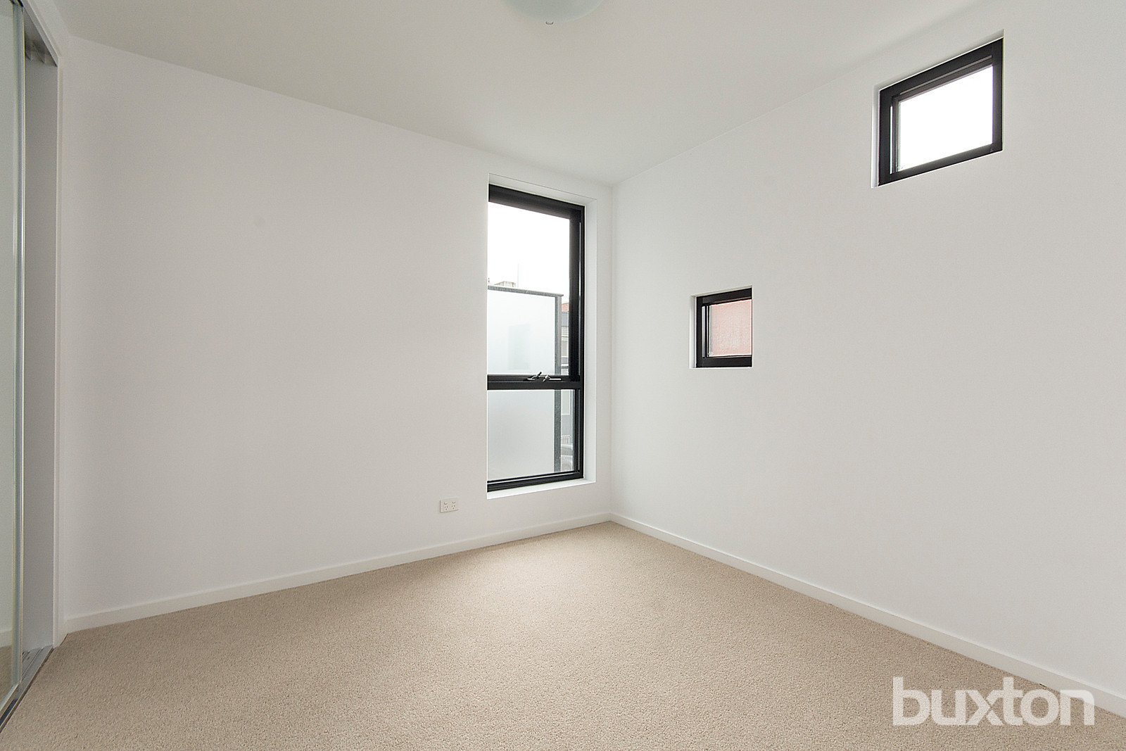 Gallery: 105/8-10 McLarty Place