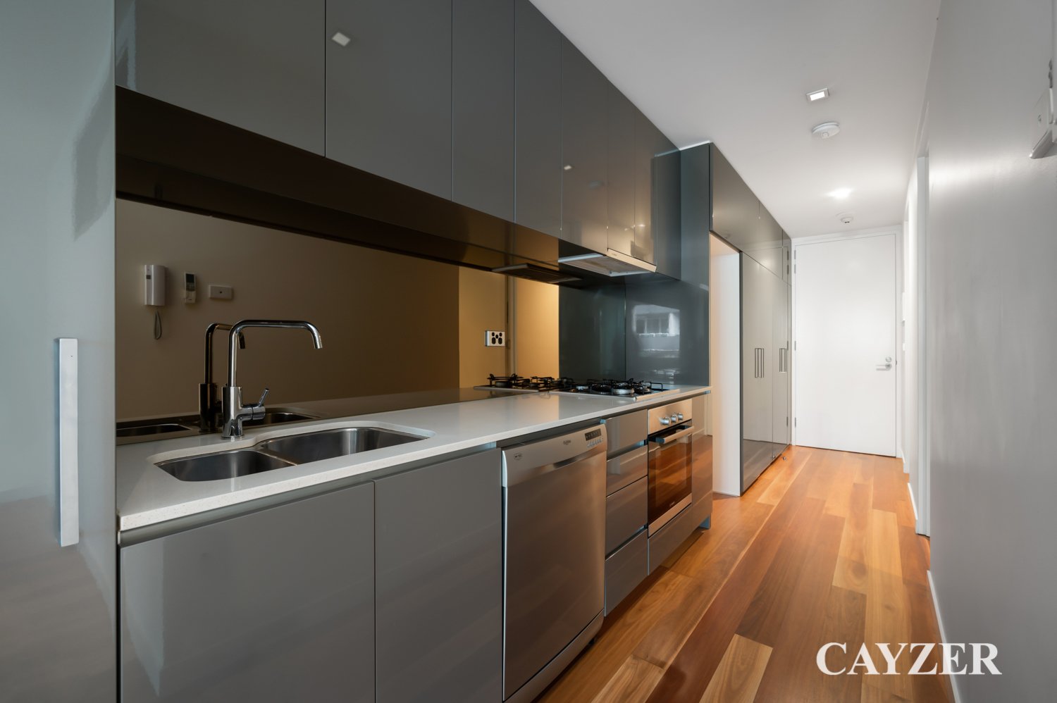 Gallery: 105/88 Dow Street