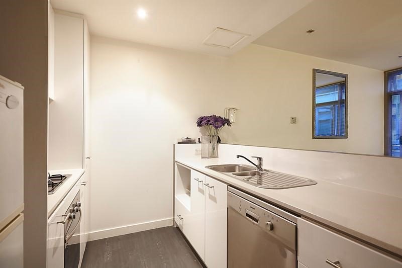 Gallery: 1.05/91 Dow Street