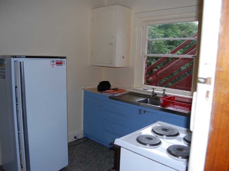 105a Montagu Street NEW TOWN 2