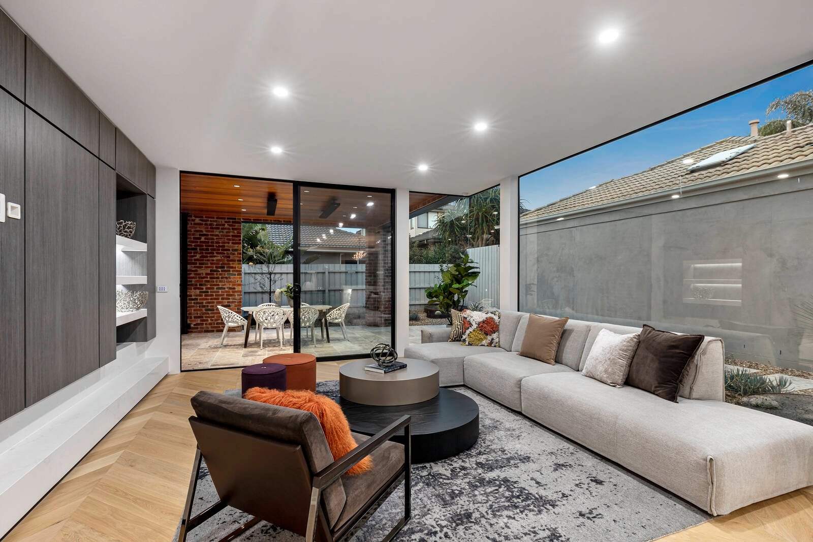 Real Estate and Property in 105B Deakin Street, Bentleigh East, VIC