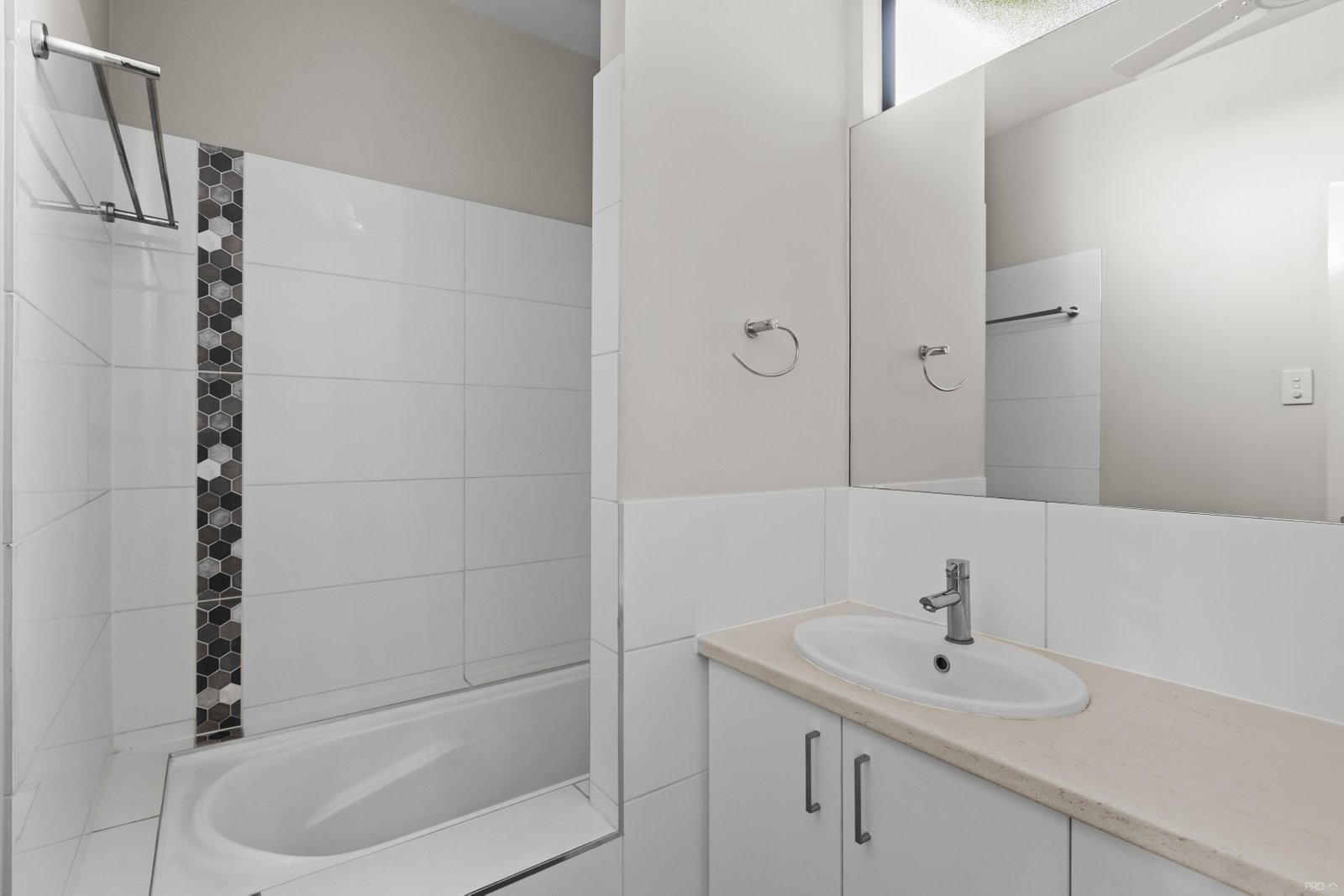105b Tanami Drive BILINGURR 31