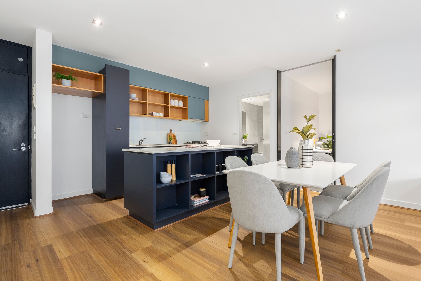Gallery: 105E/5 Greeves Street