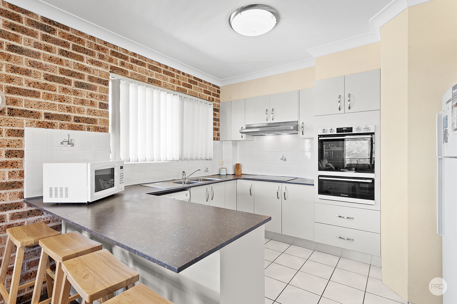10/6-10 Weatherly Close NELSON BAY 6