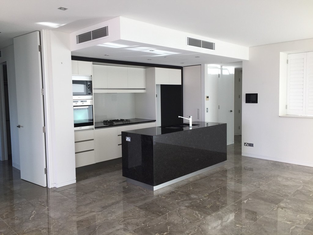 106-108 The Esplanade BURLEIGH HEADS 3