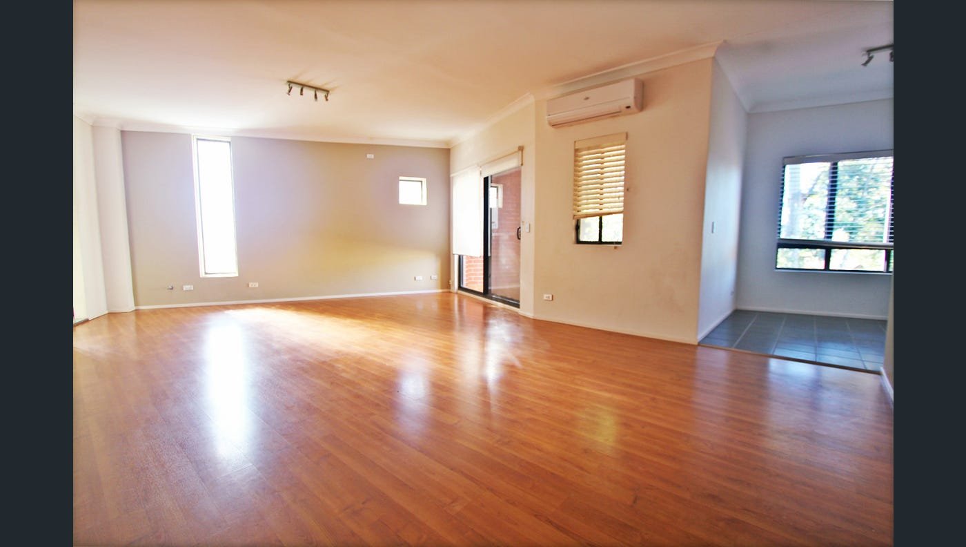 10/6-7 Rena Street SOUTH HURSTVILLE 2