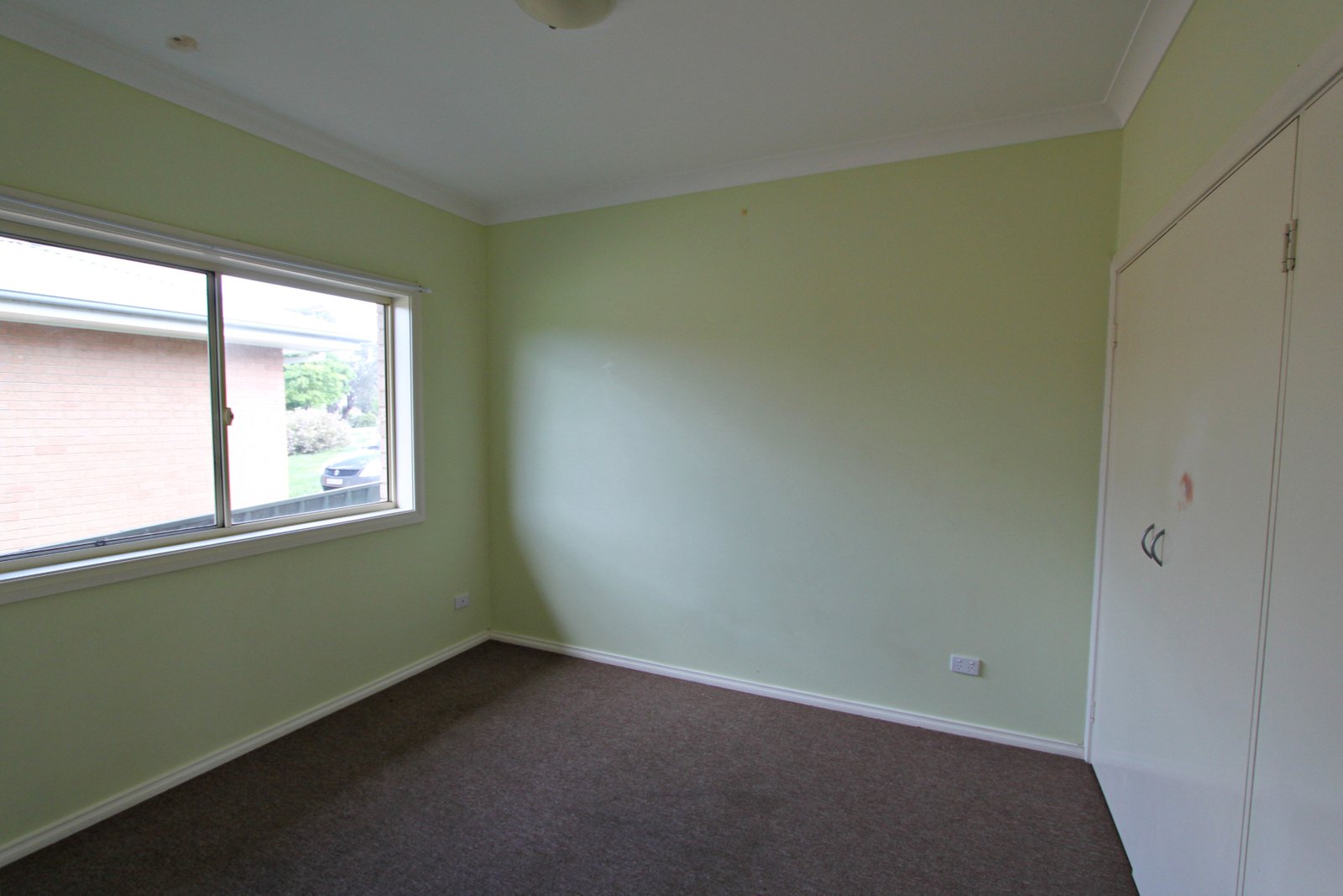 106 Albury Street TUMBARUMBA 8