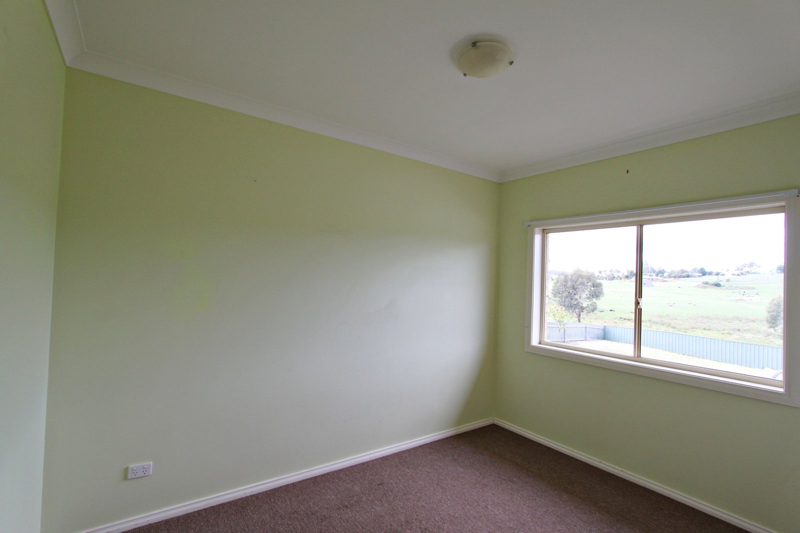 106 Albury Street TUMBARUMBA 9