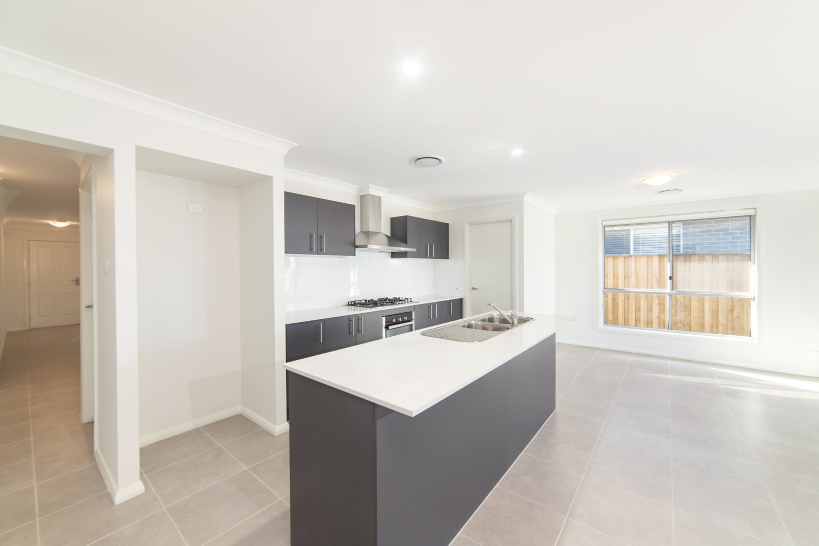 106 Arrowtail Street CHISHOLM 6