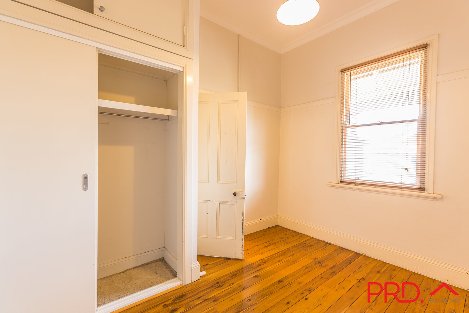 106 Belmore Street TAMWORTH 5