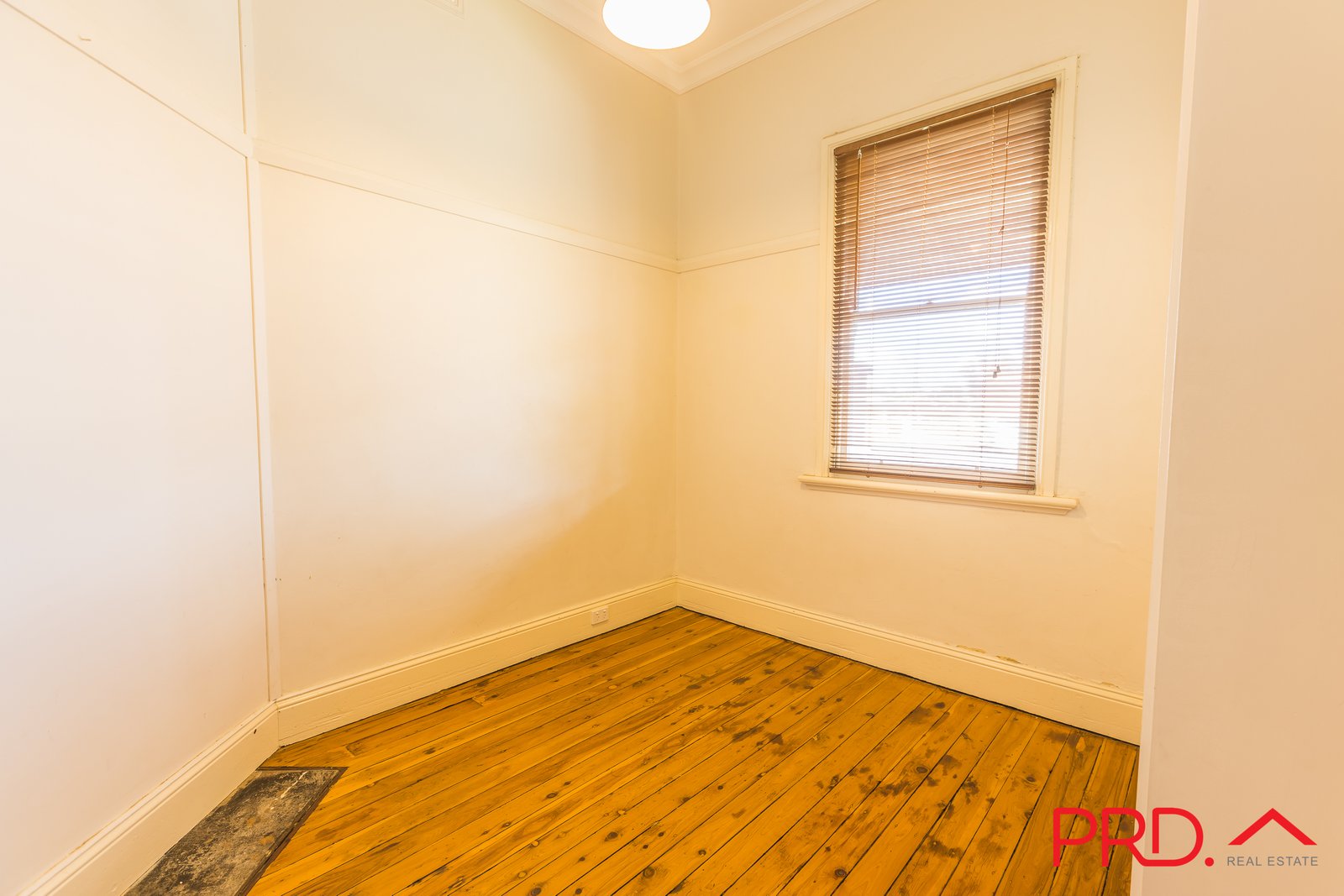 106 Belmore Street TAMWORTH 7