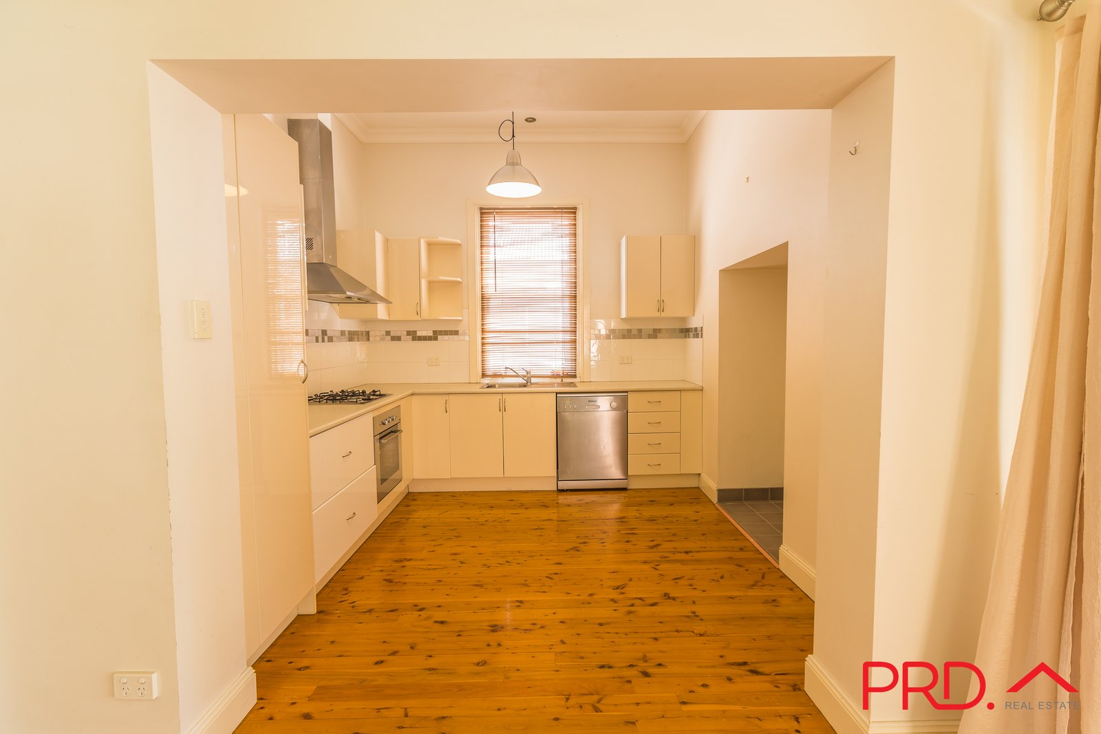 106 Belmore Street TAMWORTH 10