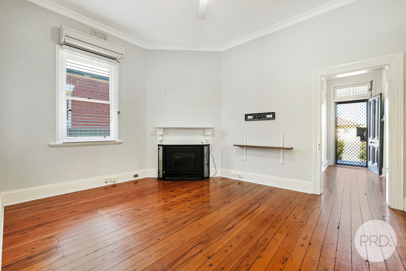 106 Belmore Street TAMWORTH 8