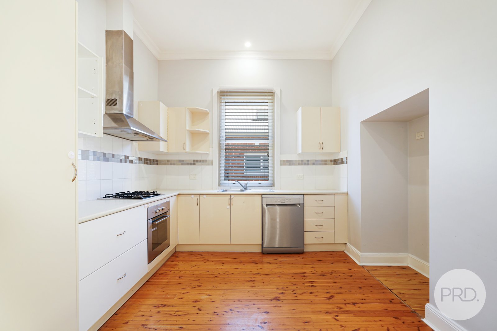 106 Belmore Street TAMWORTH 10