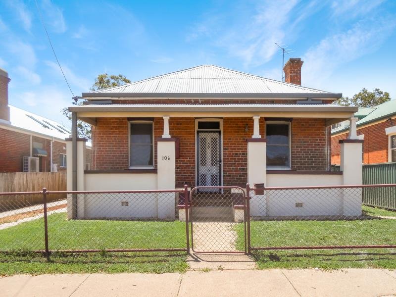 106 Belmore Street TAMWORTH 1