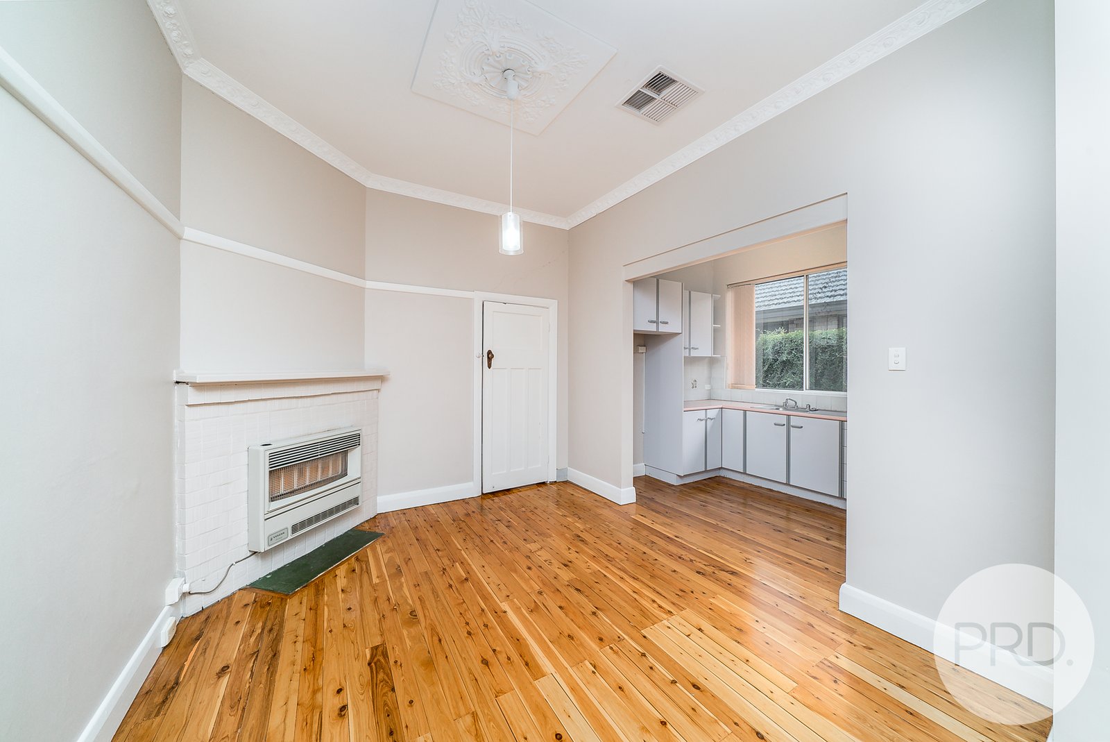 106 Best Street WAGGA WAGGA 4