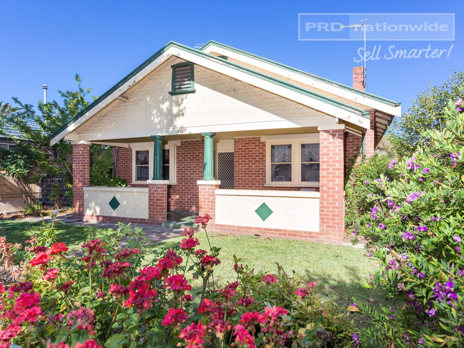 106 Best Street WAGGA WAGGA 1