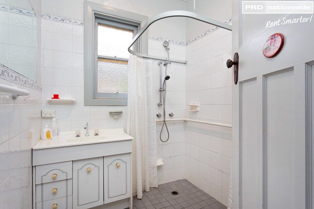 106 Best Street WAGGA WAGGA 7