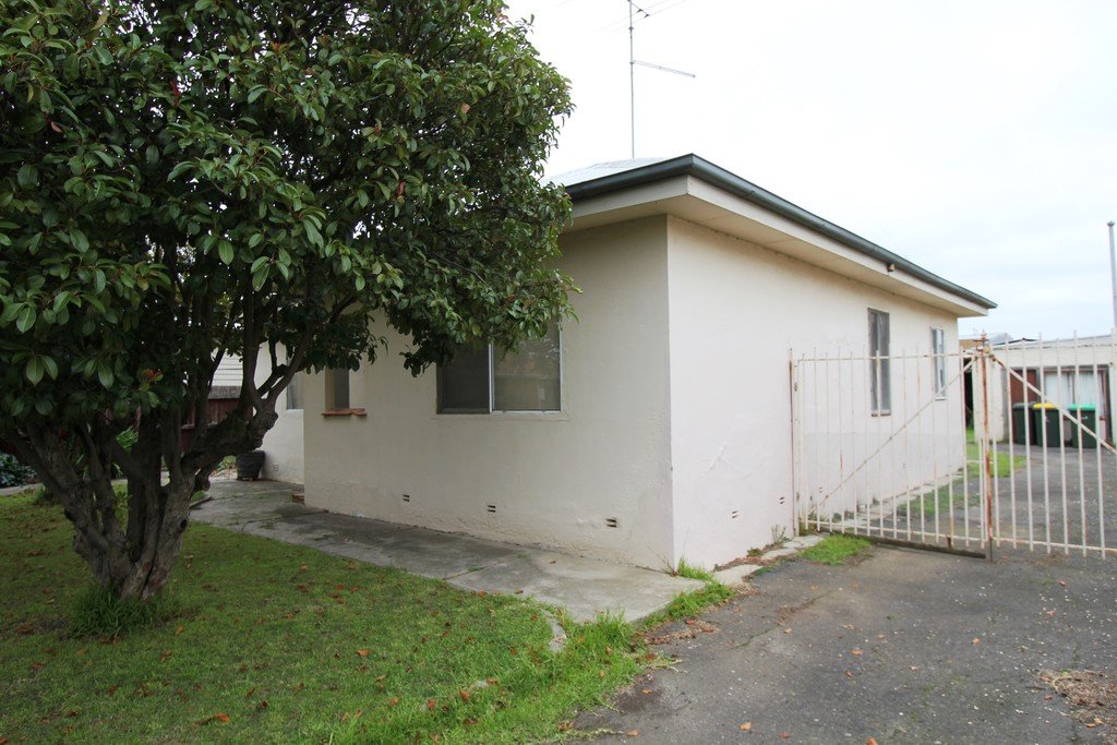 106 Beverin Street SEBASTOPOL 3