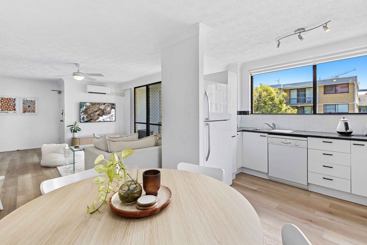 10/6 Brooke Avenue Palm Beach 7