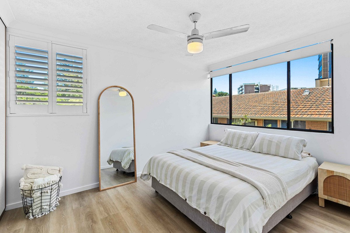 10/6 Brooke Avenue Palm Beach 9