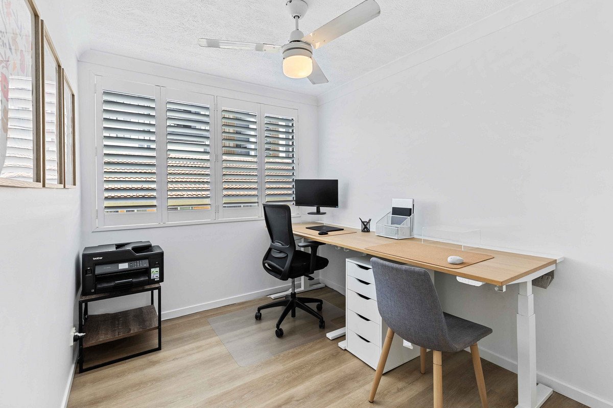 10/6 Brooke Avenue Palm Beach 11