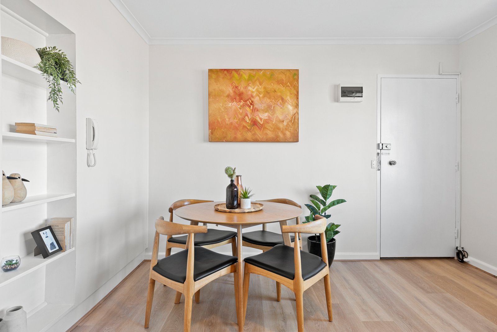 Gallery: 10/6 Byron Street
