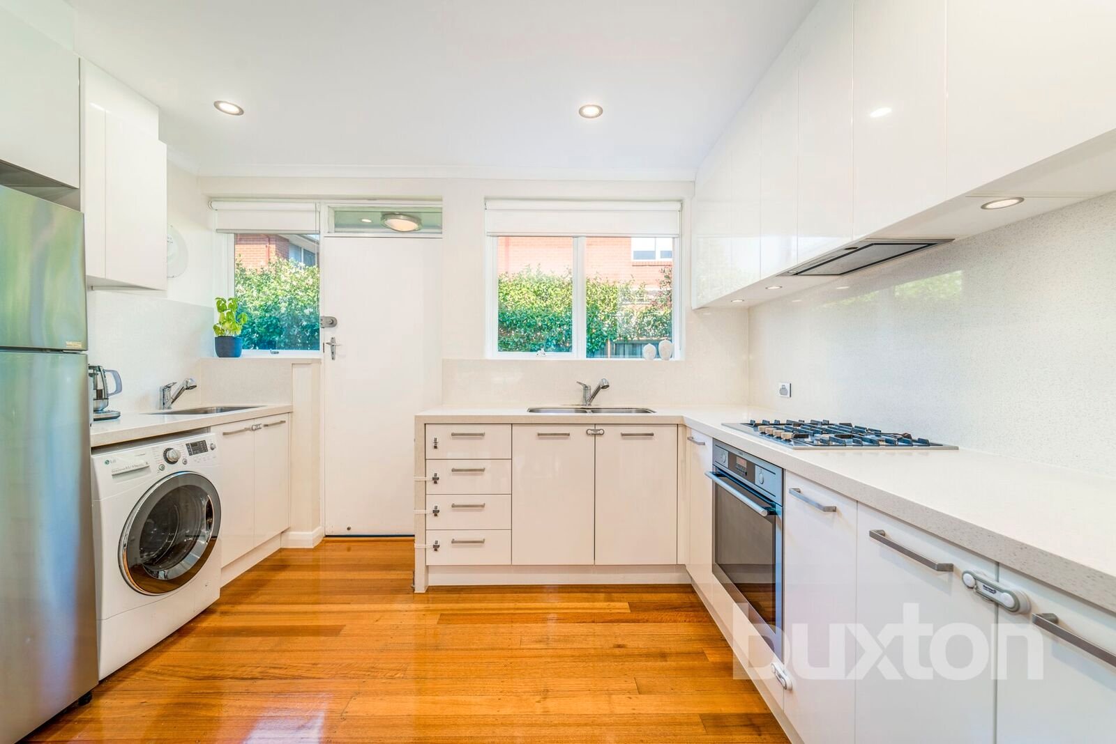 Gallery: 10/6 Creswick Street