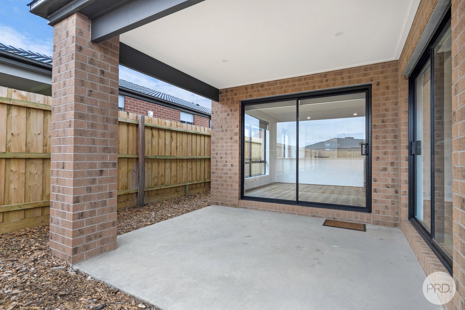 106 Crown Street SEBASTOPOL 9