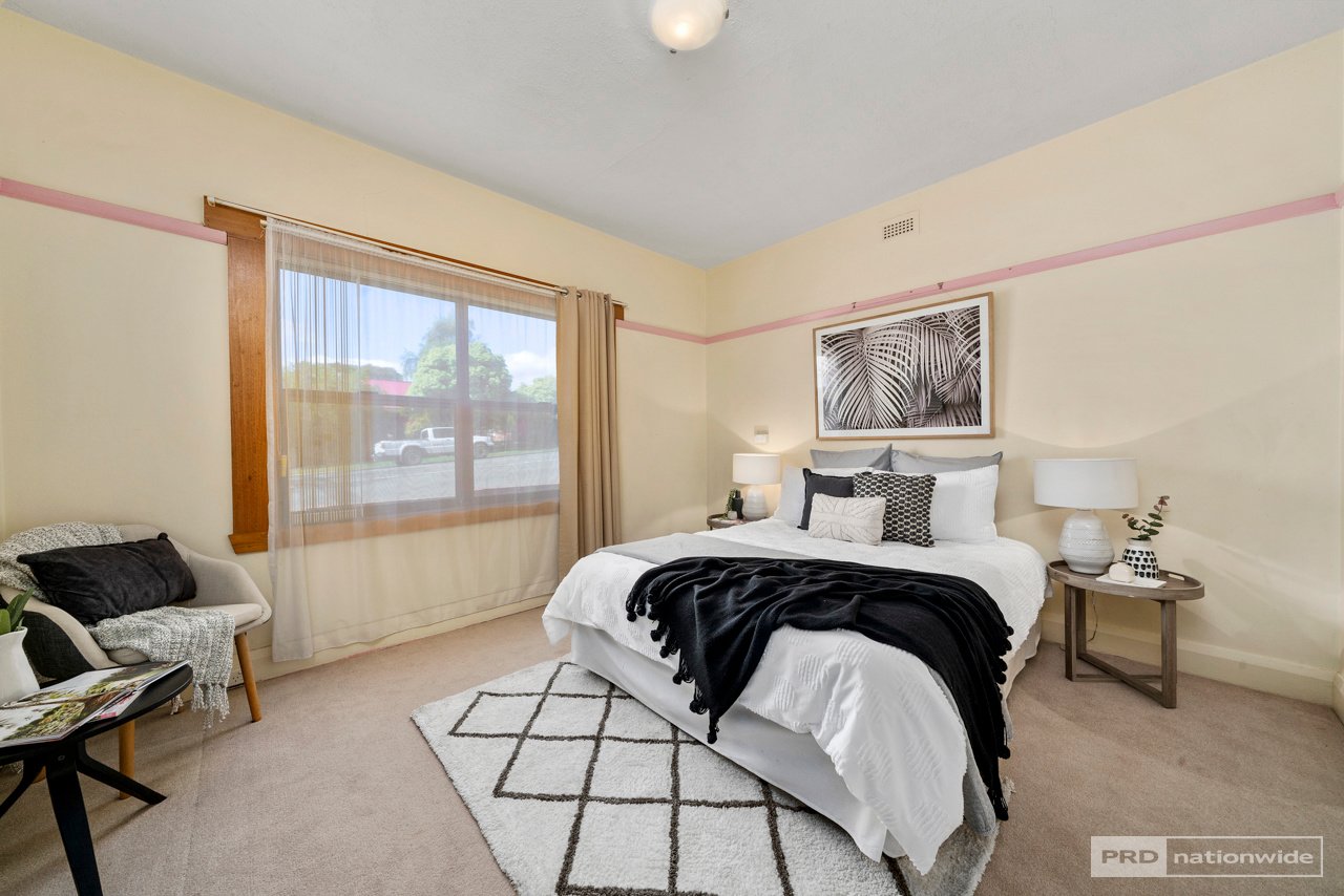 106 Giblin Street NEW TOWN 8